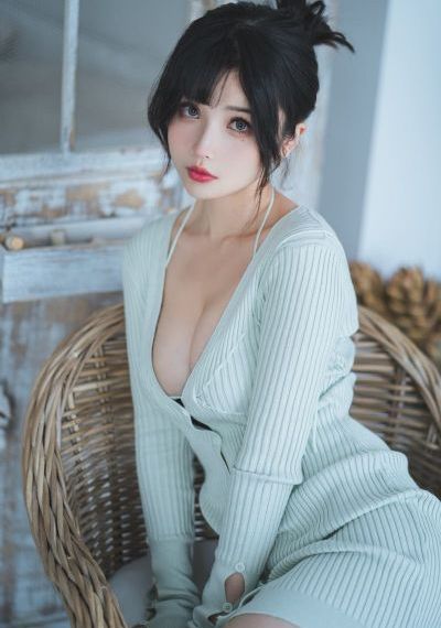 娇小枯瘦性色xxxxhd_1080P韩国电影在线观看