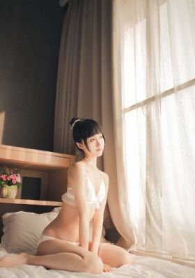 艾曼纽4_超清在线观看高清